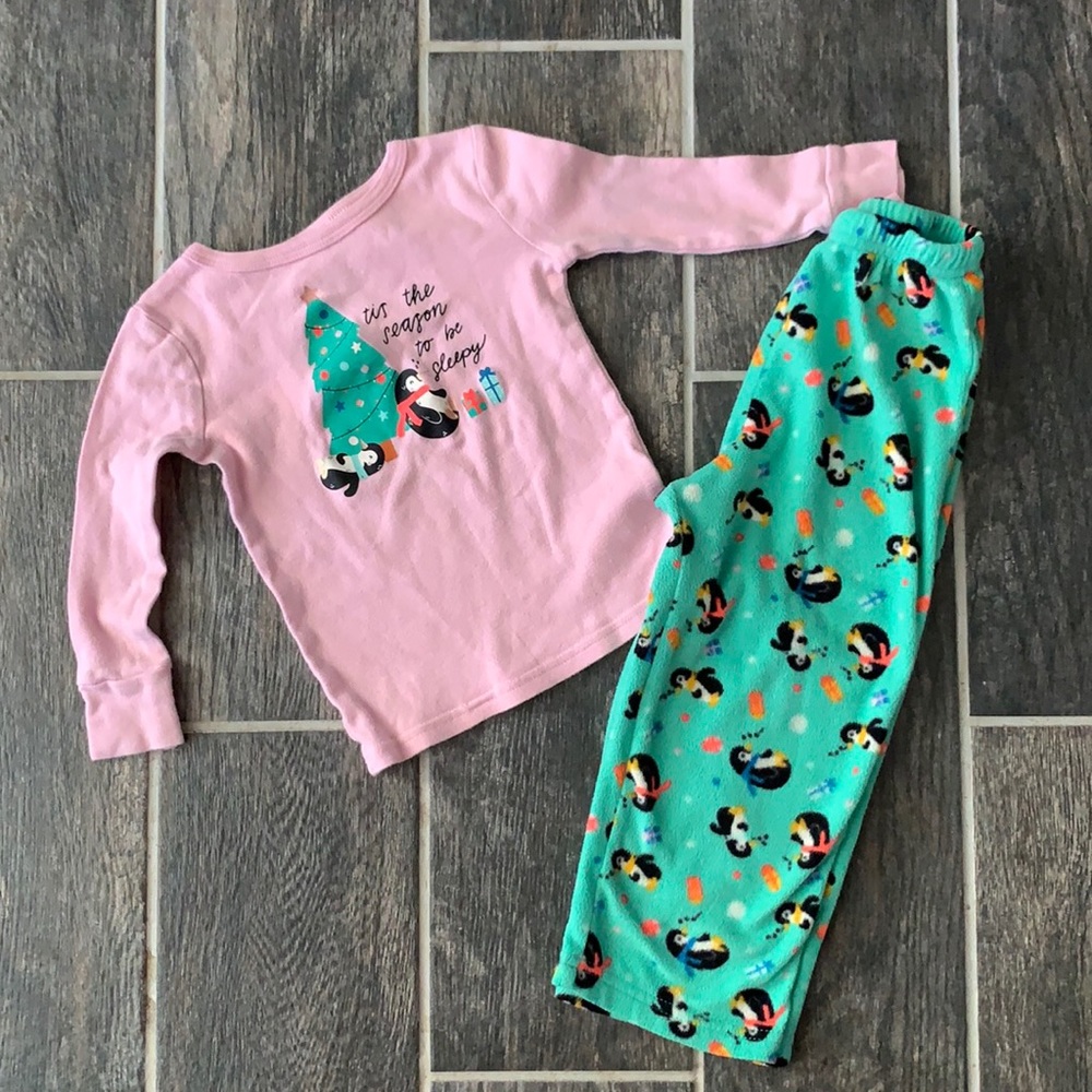 It’s the season to be sleepy pajamas